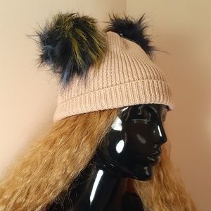 Double Pom Pom Iconic Beanies
